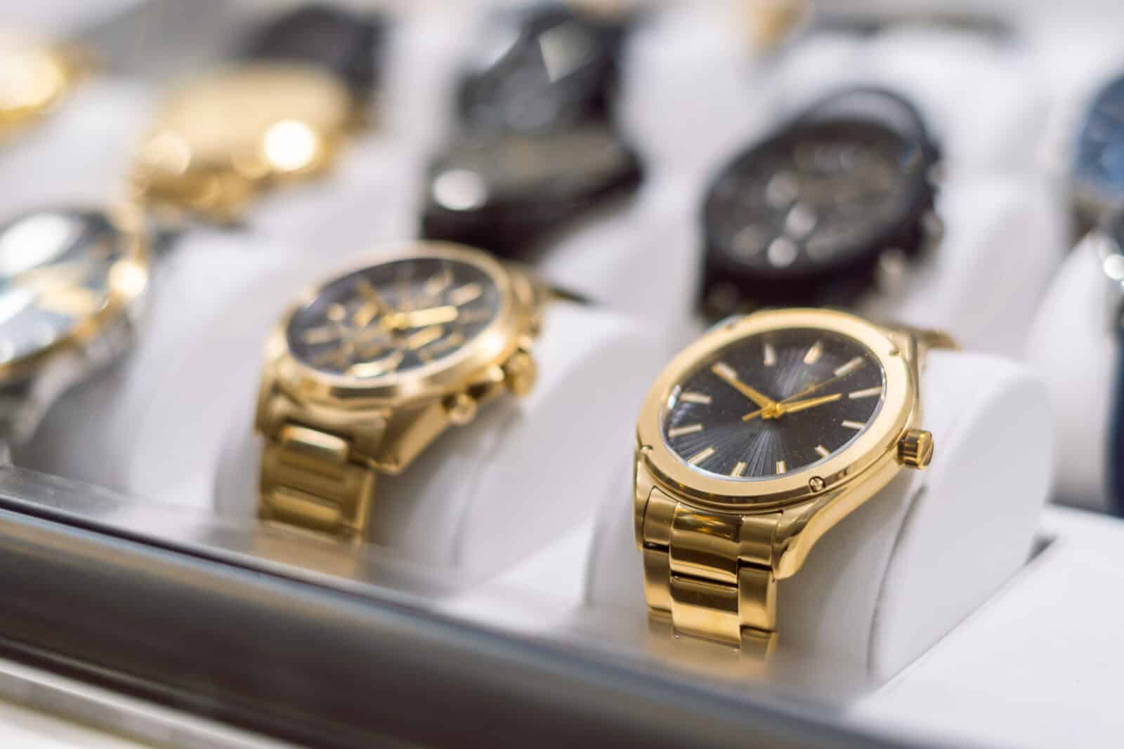 Luxury watch brands competing with technological innovation